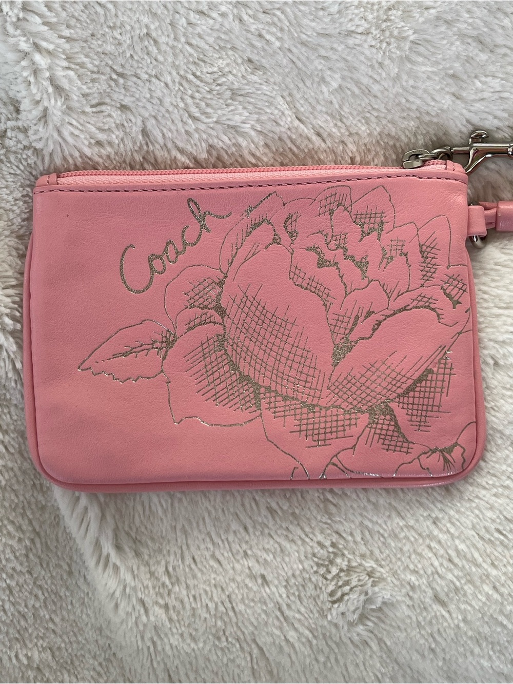 EUC Coach Rose Wristlet with Large Pink and Cream Stripes Hang Tag - Picture 7 of 13